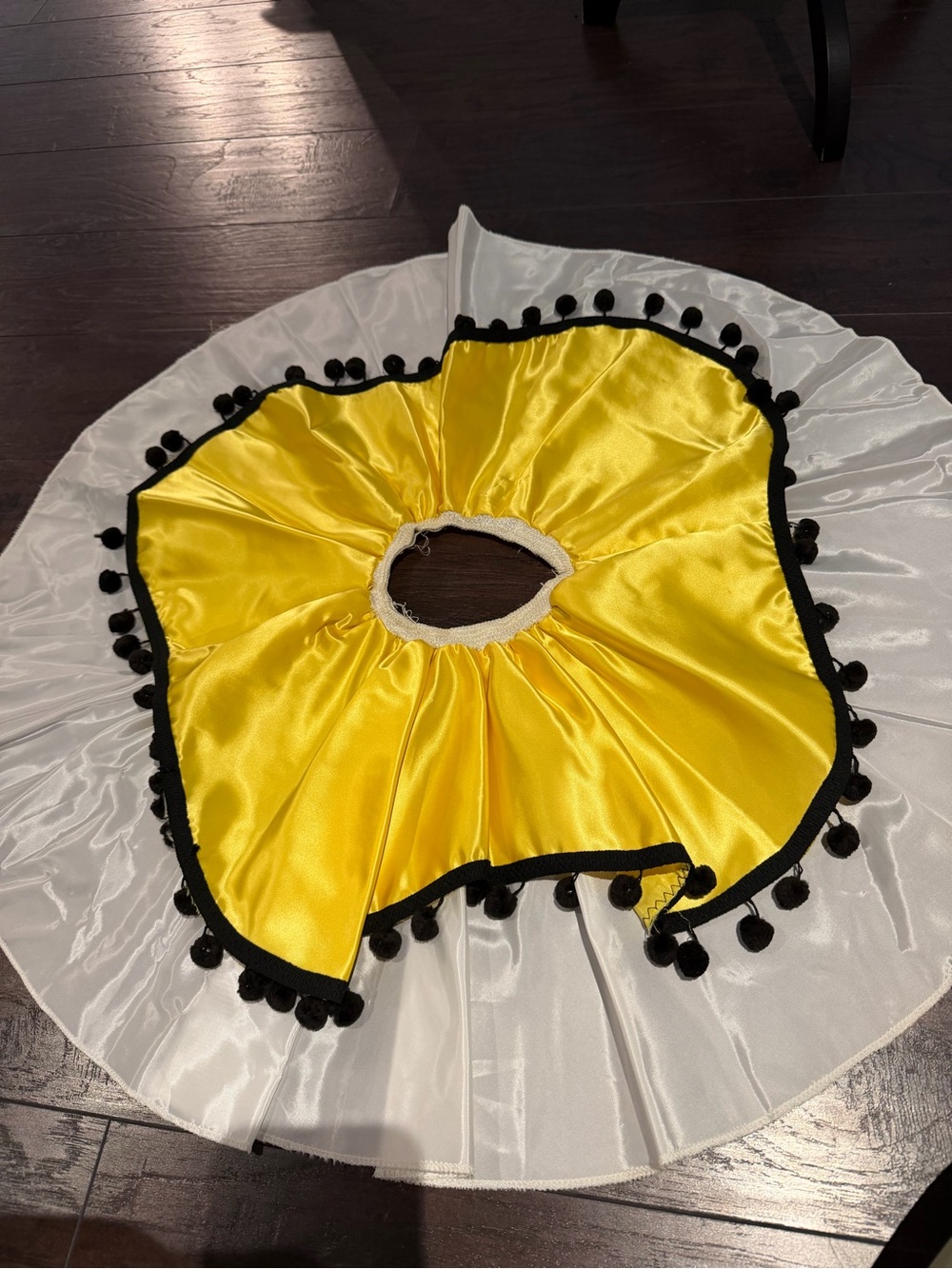 VTG Vintage 60s/70s Satin Pierrot Clown Halloween Costume Set - Adult Size Small - Picture 6 of 11